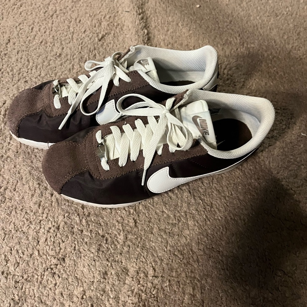 Nike Women’s Brown and White Sneakers